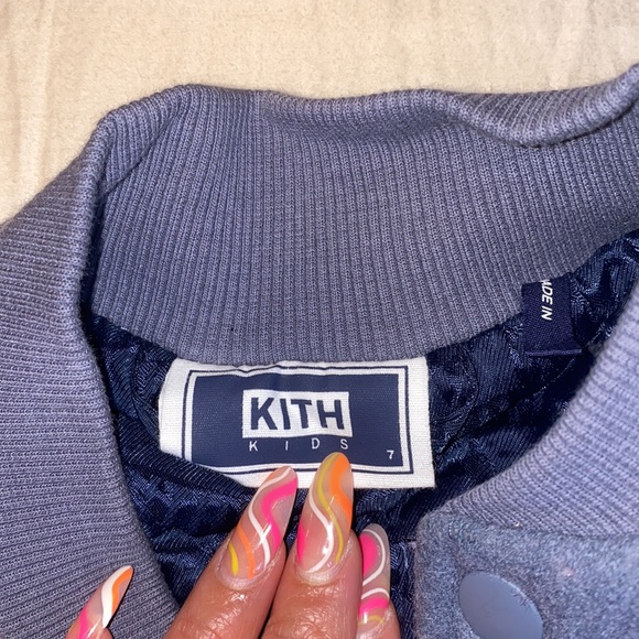 Kith kids jacket size 7 only wore 1 time unisex - Picture 3 of 3